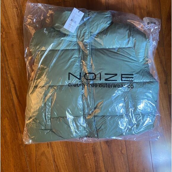 Noize Coco Crop Water Resistant Puffer Jacket in Sage Leaf, Sz XL -- NWT - Picture 2 of 7